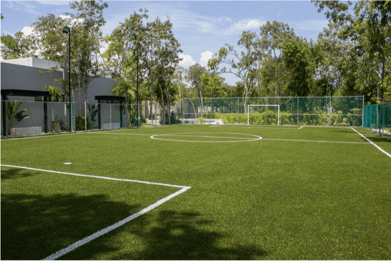 Cancha de futbol Valenia 218 | PLAYA DEL CARMEN